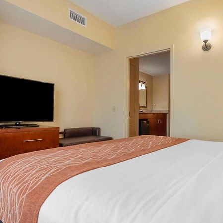 Comfort Inn & Suites Daphne Spanish Fort - Mobile East Екстер'єр фото