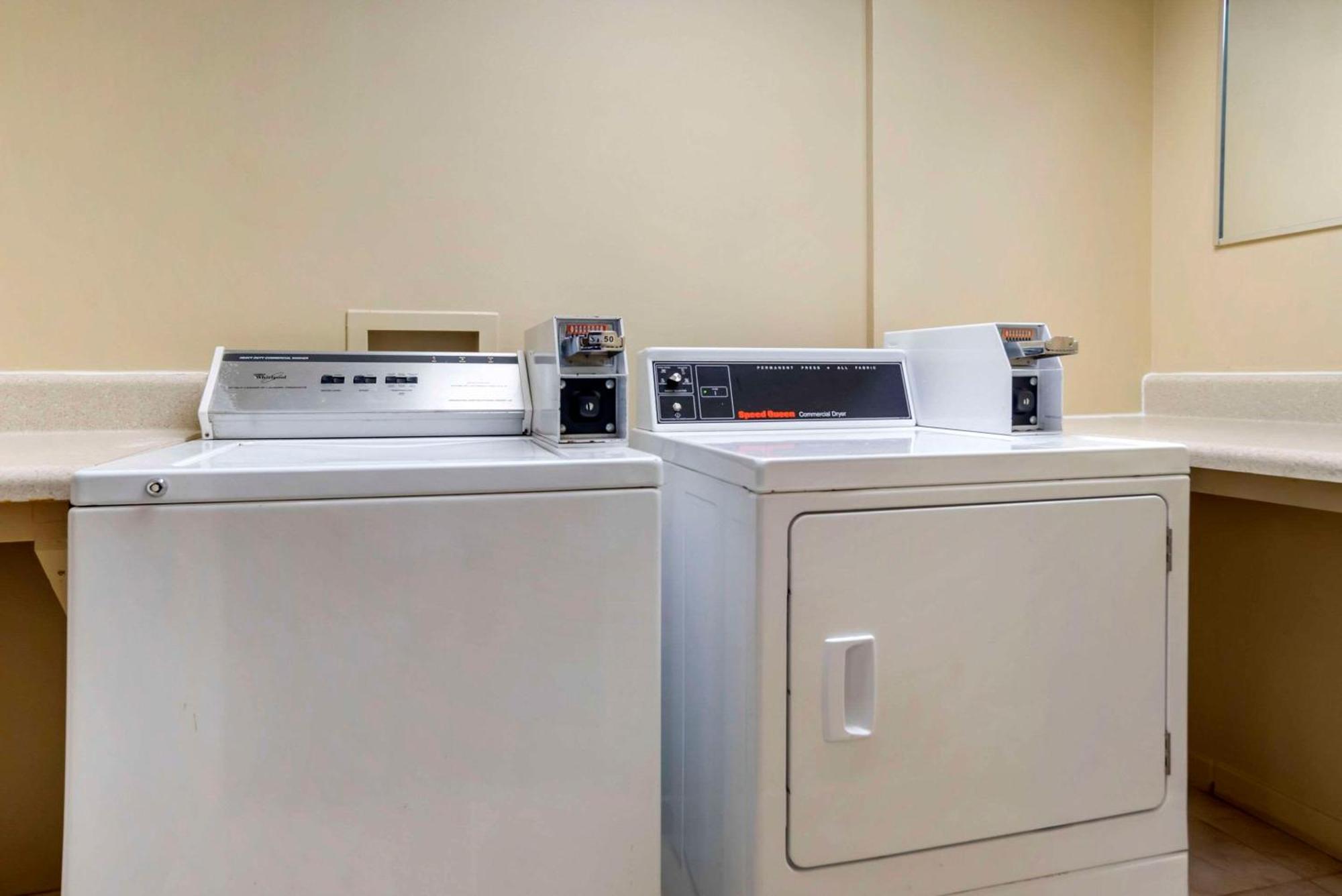 Comfort Inn & Suites Daphne Spanish Fort - Mobile East Екстер'єр фото