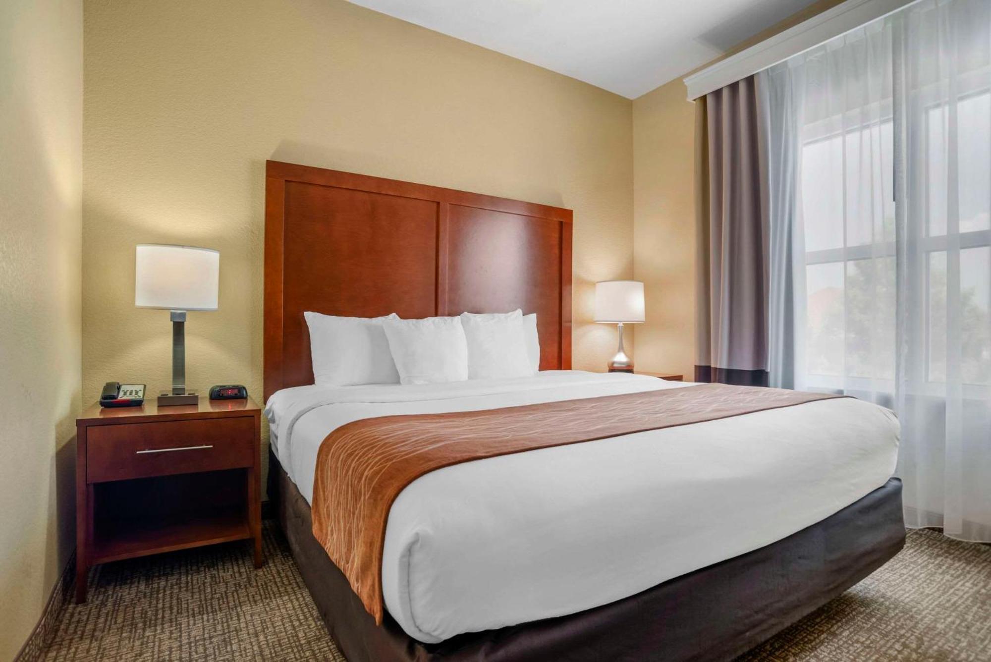 Comfort Inn & Suites Daphne Spanish Fort - Mobile East Екстер'єр фото